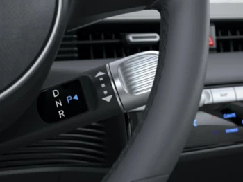 Transmission à commande électrique derrière le volant.