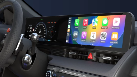 Apple Car Play et Android Auto.