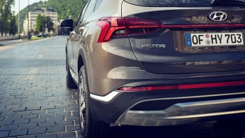 hyundai-santa-fe-new-generation-9.jpg?w=350&h=197&fm=webp&s=a30acd1e7d198e1017a8a8f268d288bc